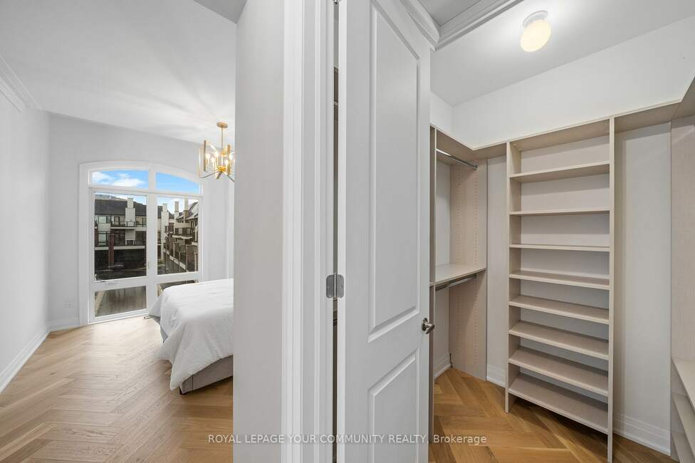 FIFTH AVENUE HOMES RICHMOND HILL 26